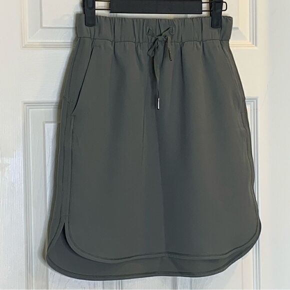 Lululemon On The Fly Skirt Army Green Size 4 - Picture 5 of 9